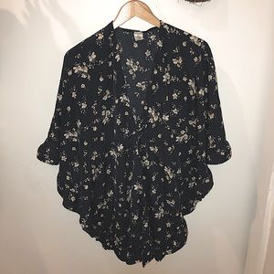 Navy Floral cinch oversized tie-wrap